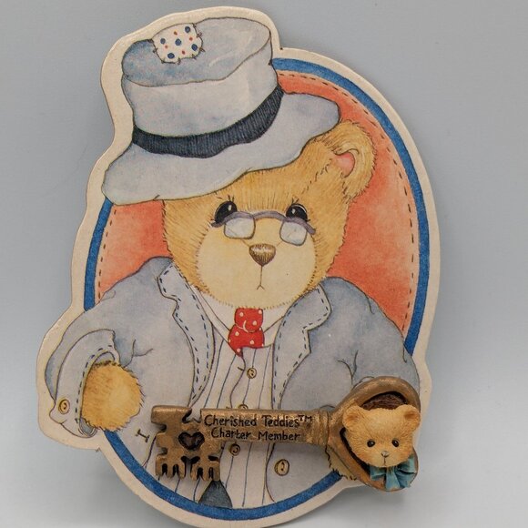 Cherished Teddies Charter Member Key Pin 1994 Collector Club Brooch - Picture 1 of 5